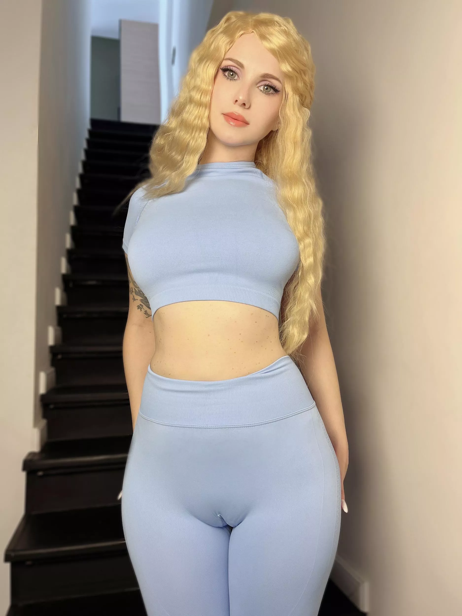 The new leggings surprised me with how tightly they fit my pussy