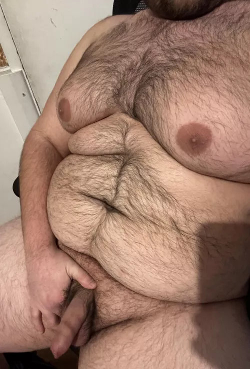 Wanna give me a hand?? (DMs open)