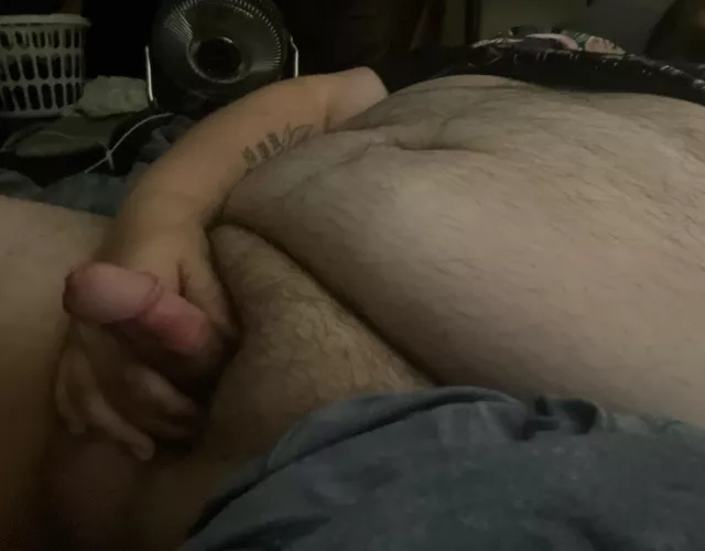 Who wants to cum with me 🥵 dm me