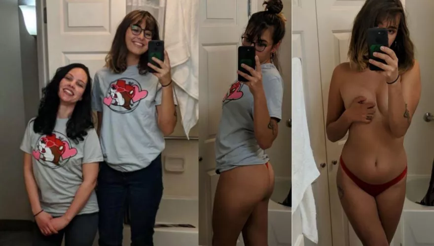 As soon as my bestie left the bathroom I decided to be a slut