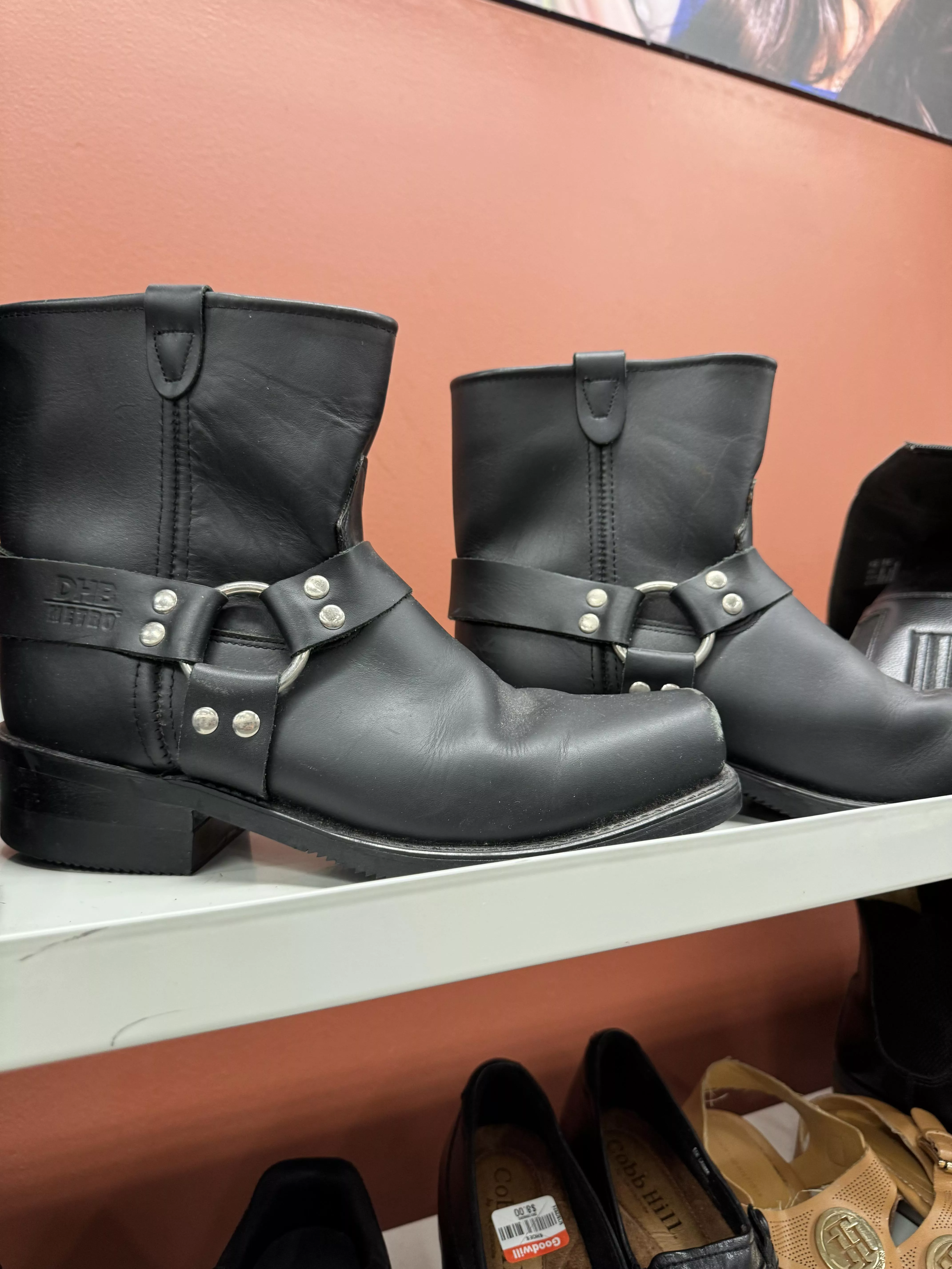 Decent boots in good condition. Goodwill Enfield CT