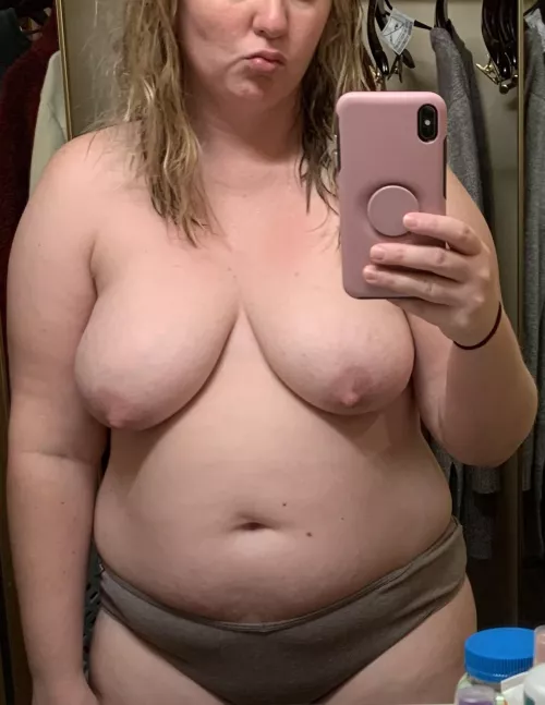 Hope you like this mid-thirties mom…