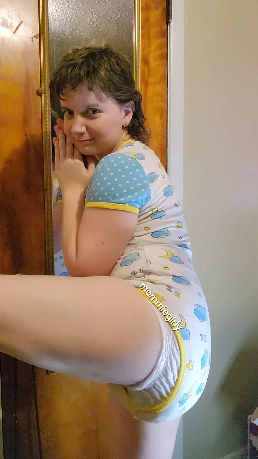 My diaper butt is up for grabs 😁