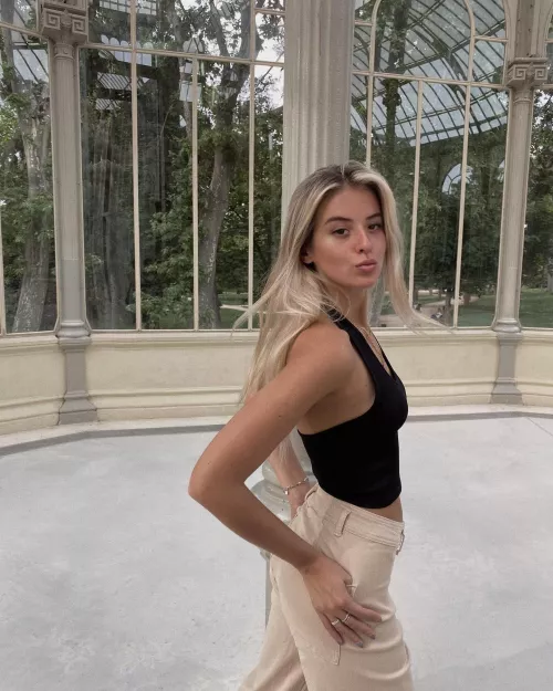 Any way you choose, you can handle me.