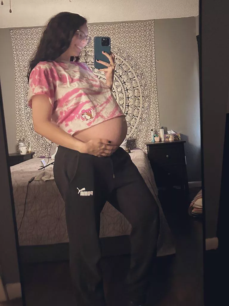 Cutie belly @smutty_fantasy