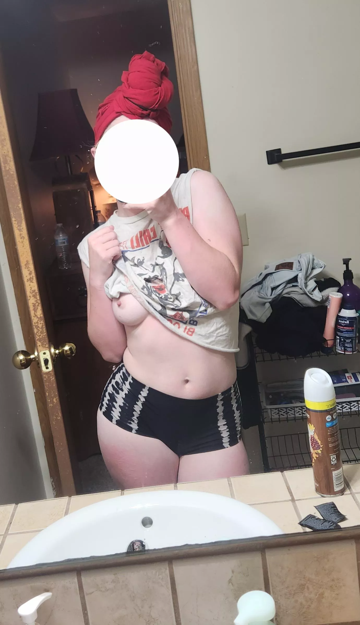  I got a little sun burnt today and need help with the aloe.