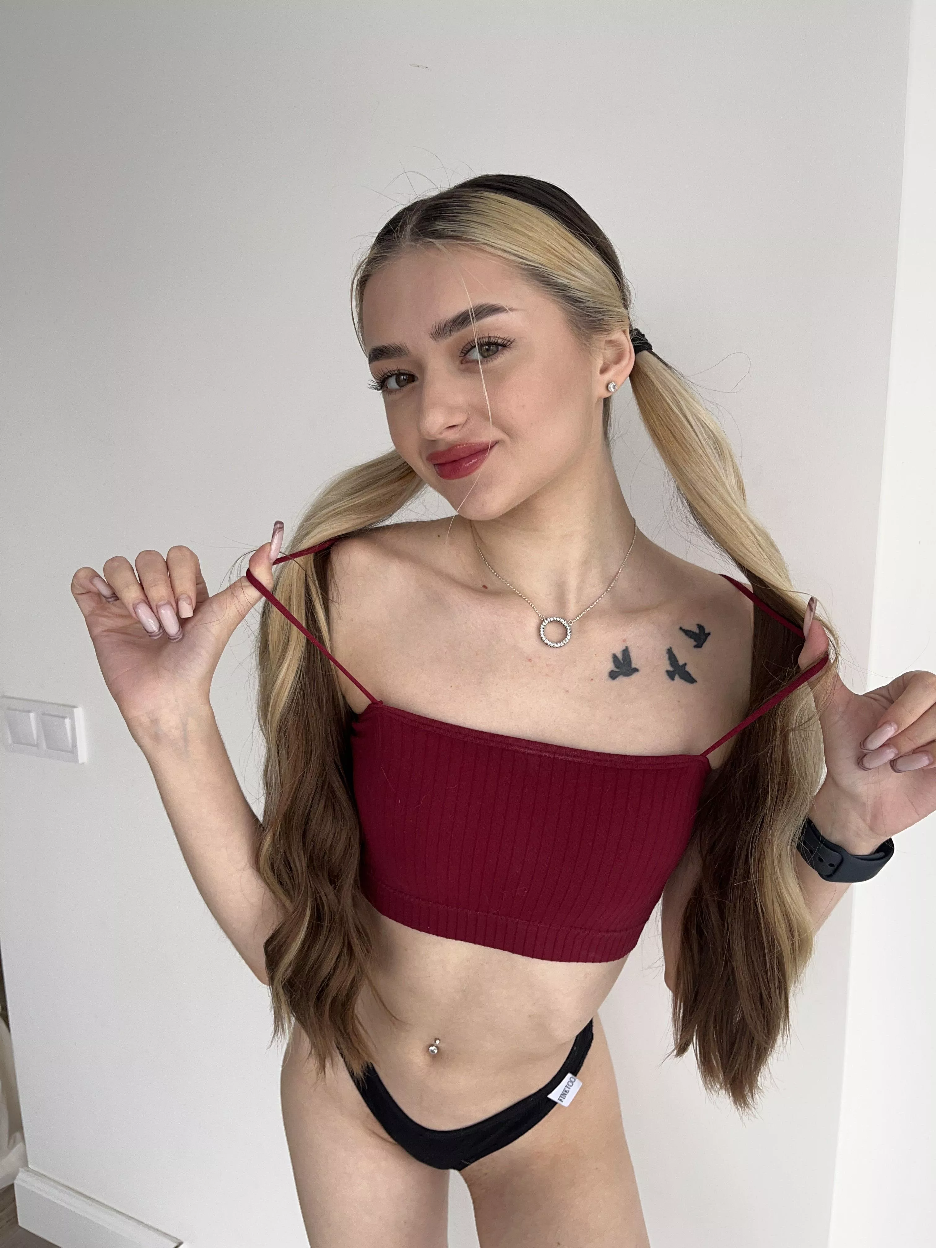 I like to take sexy selfies, do you like them?