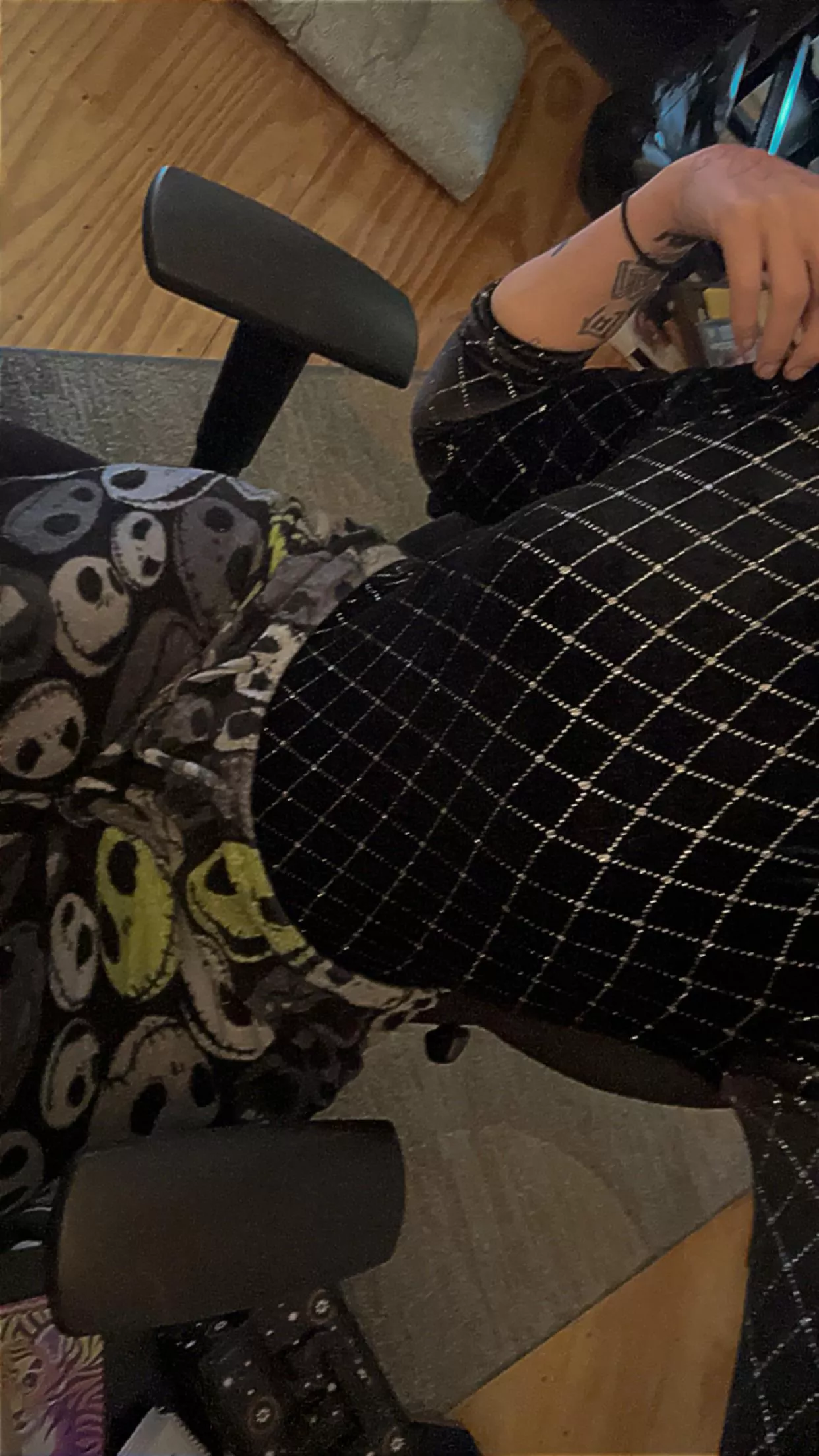 In desperate need of a dozen donuts. It’s for a donut-related emergency and NOT because I’m baked 🍃💨