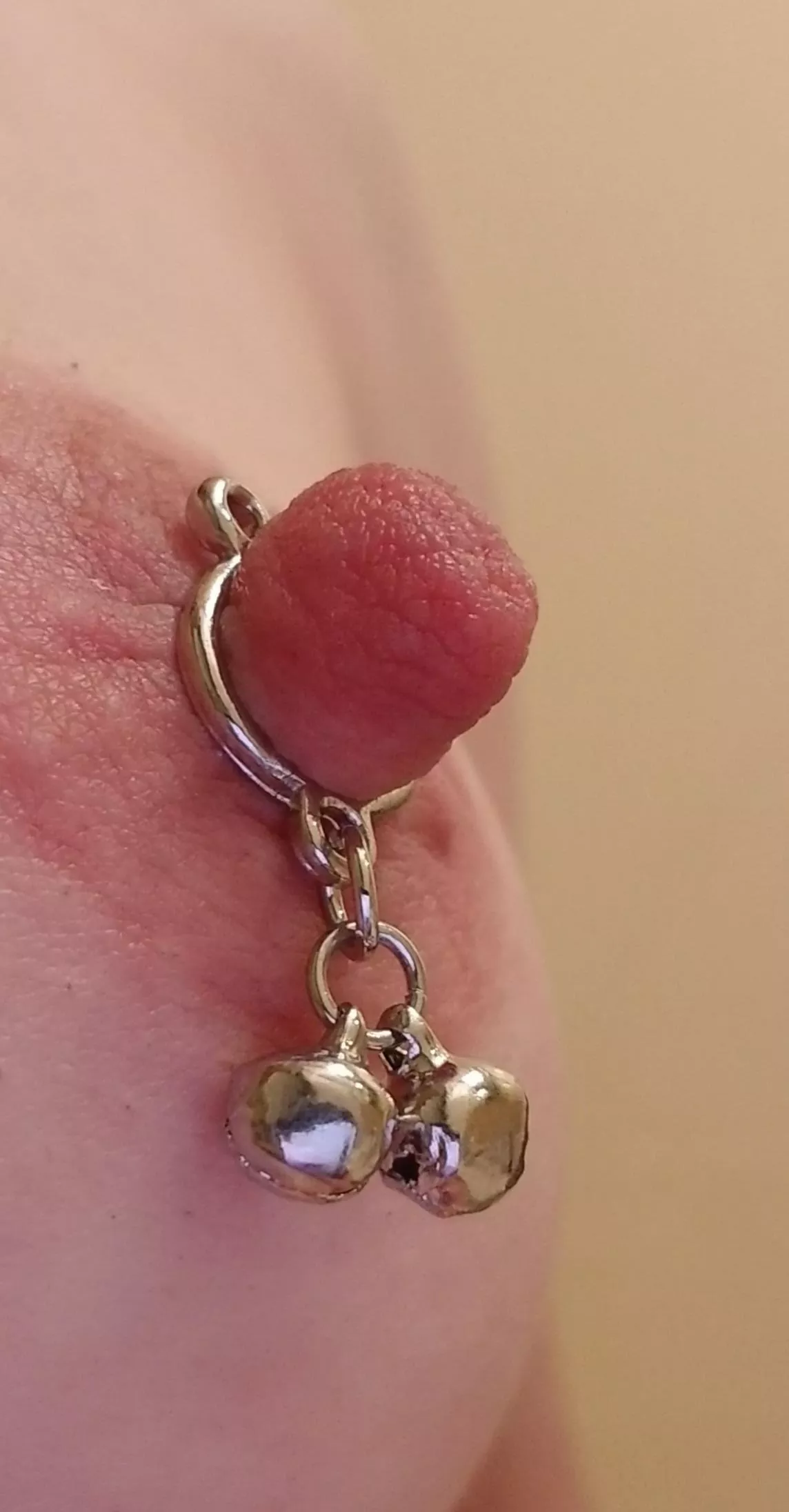 Jingle bell jewelry super close up long nipple