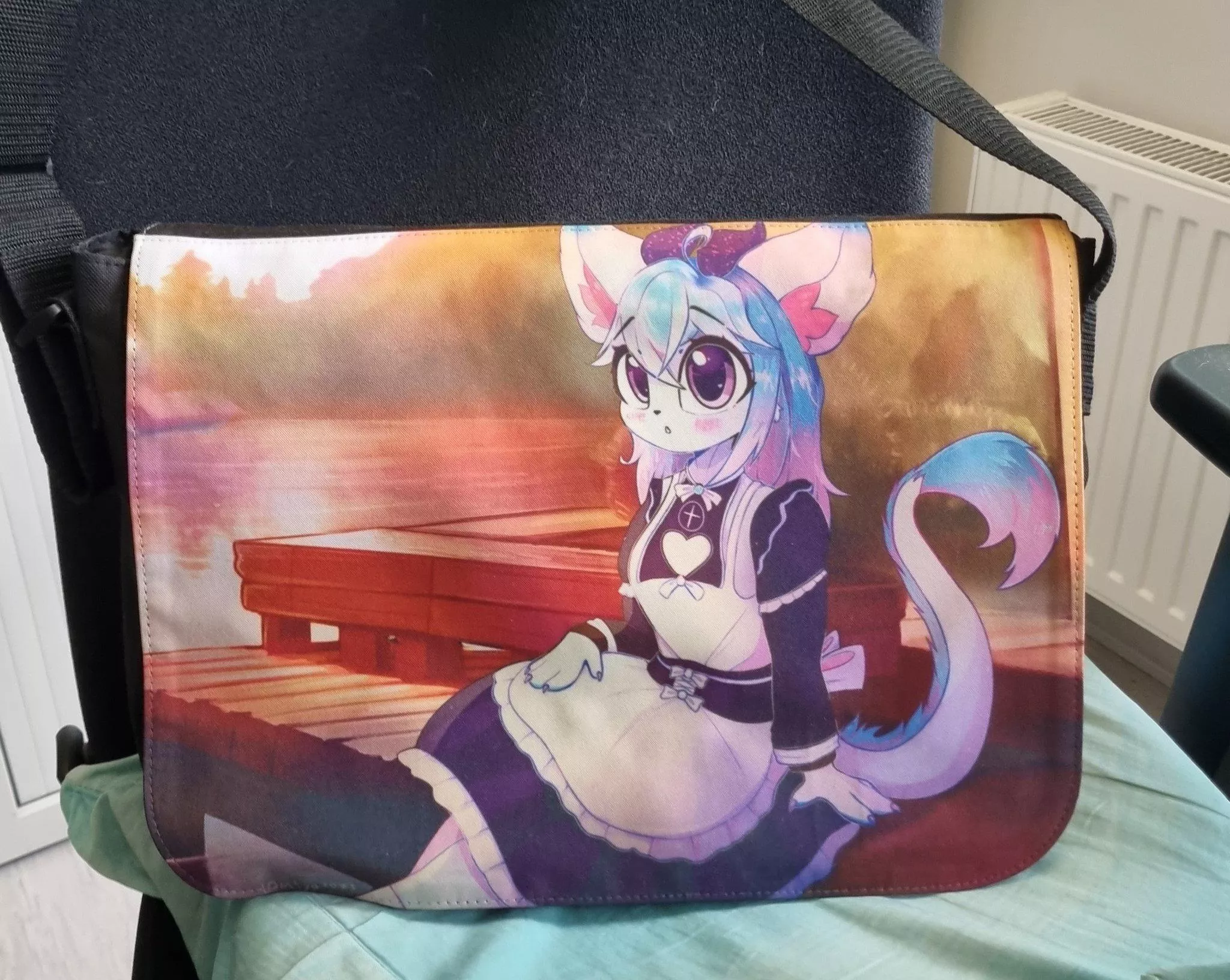 My customer printed my art on the bag! He also did it on the car, wow 😍💕