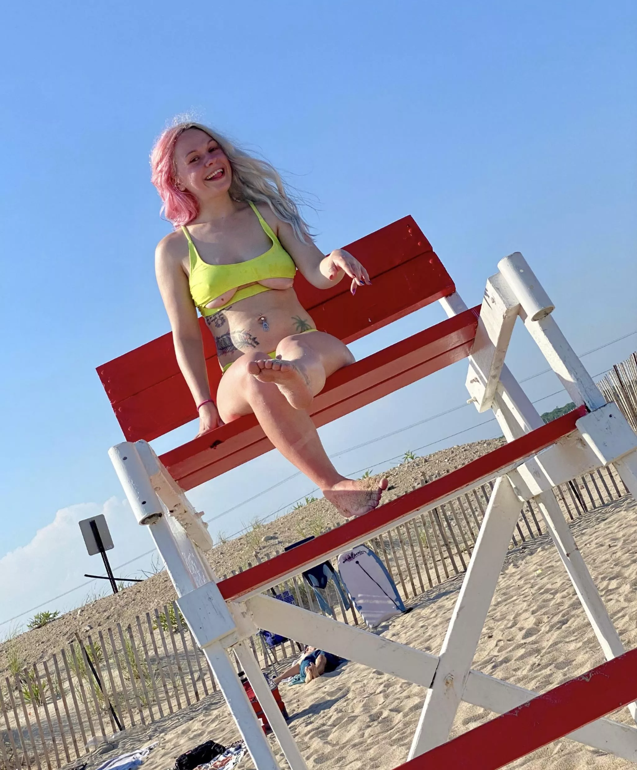 my little piggy’s are so sandy!