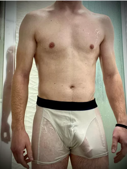 Oops i got a little wet. Dms open