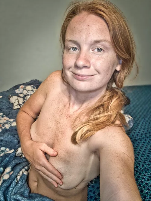 Ravishing redhead rendezvous️ @redlilyrose19