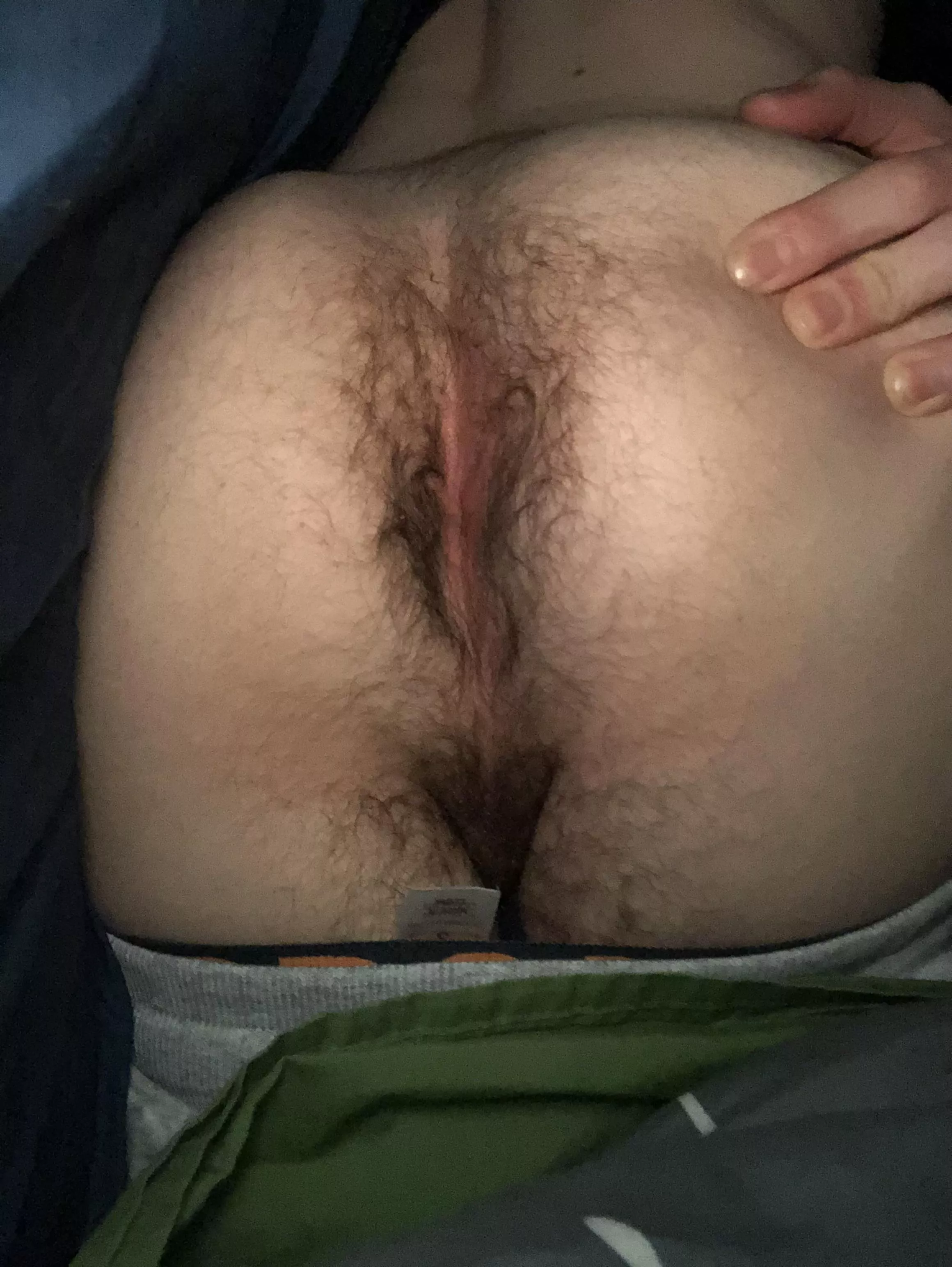 (18) Love a man who wants to eat my hairy ass
