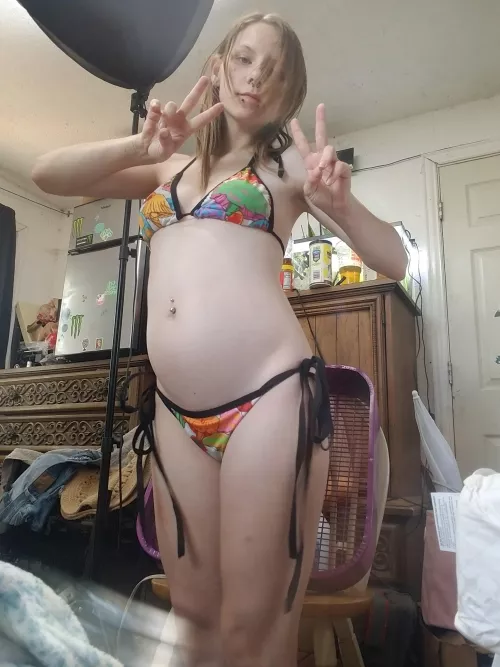 Bump is getting big!