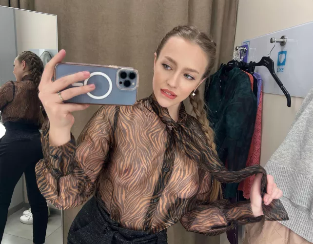 Choosing a blouse for taking exams