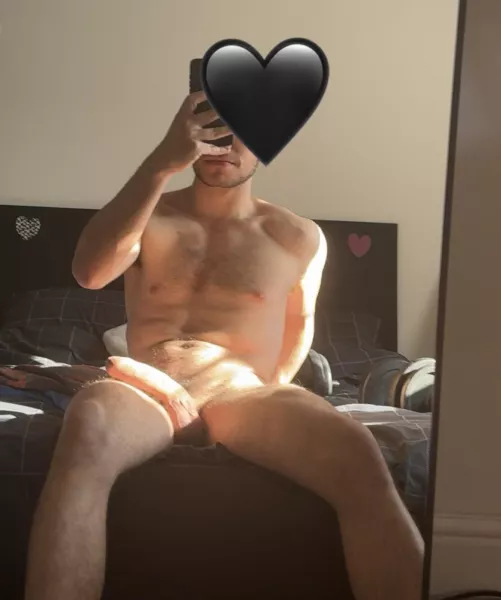 Come and play in bed