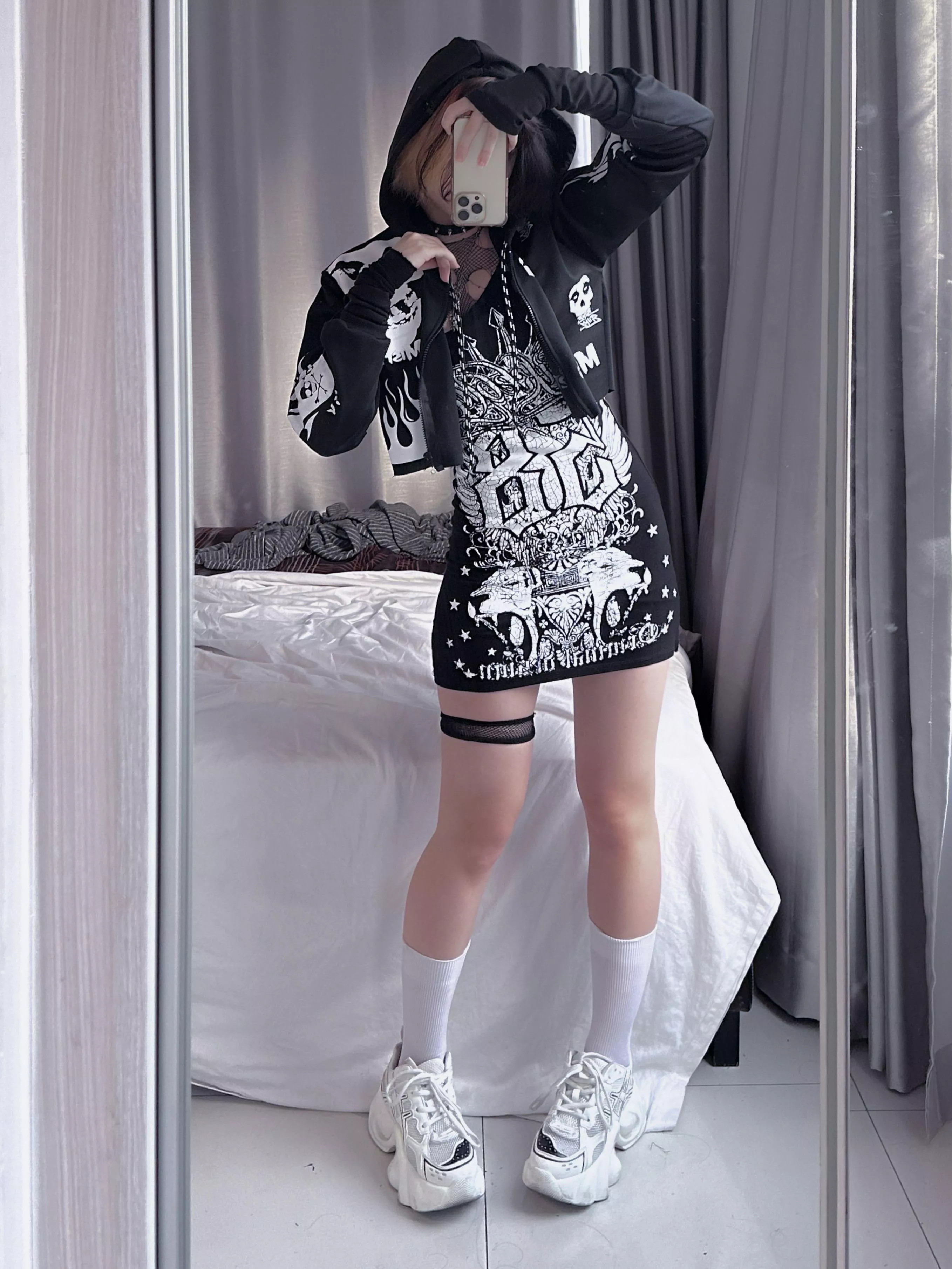 hiii your punk tomboy come in