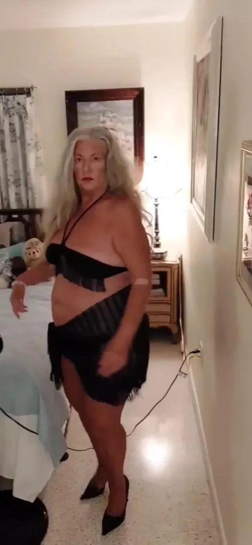 I'm dancing in my room