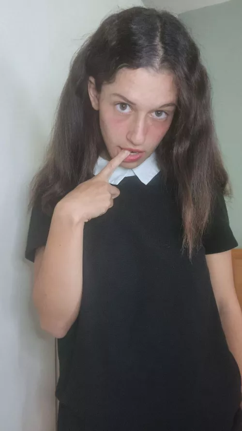 Just a regular private school girl 🙈