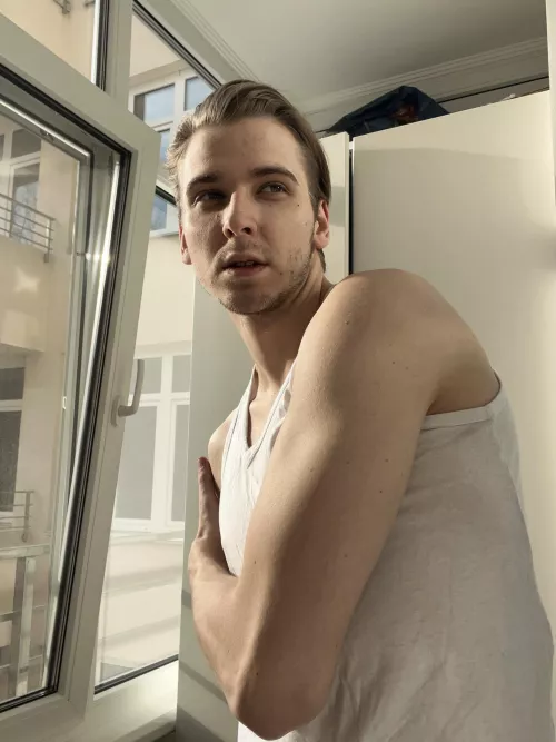 just hoping that everyone is allright, Kyiv has been noisy lately, makes you think a thing or two 😞