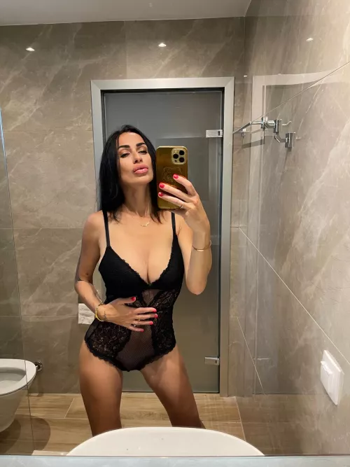 Lingerie for a sweet night 