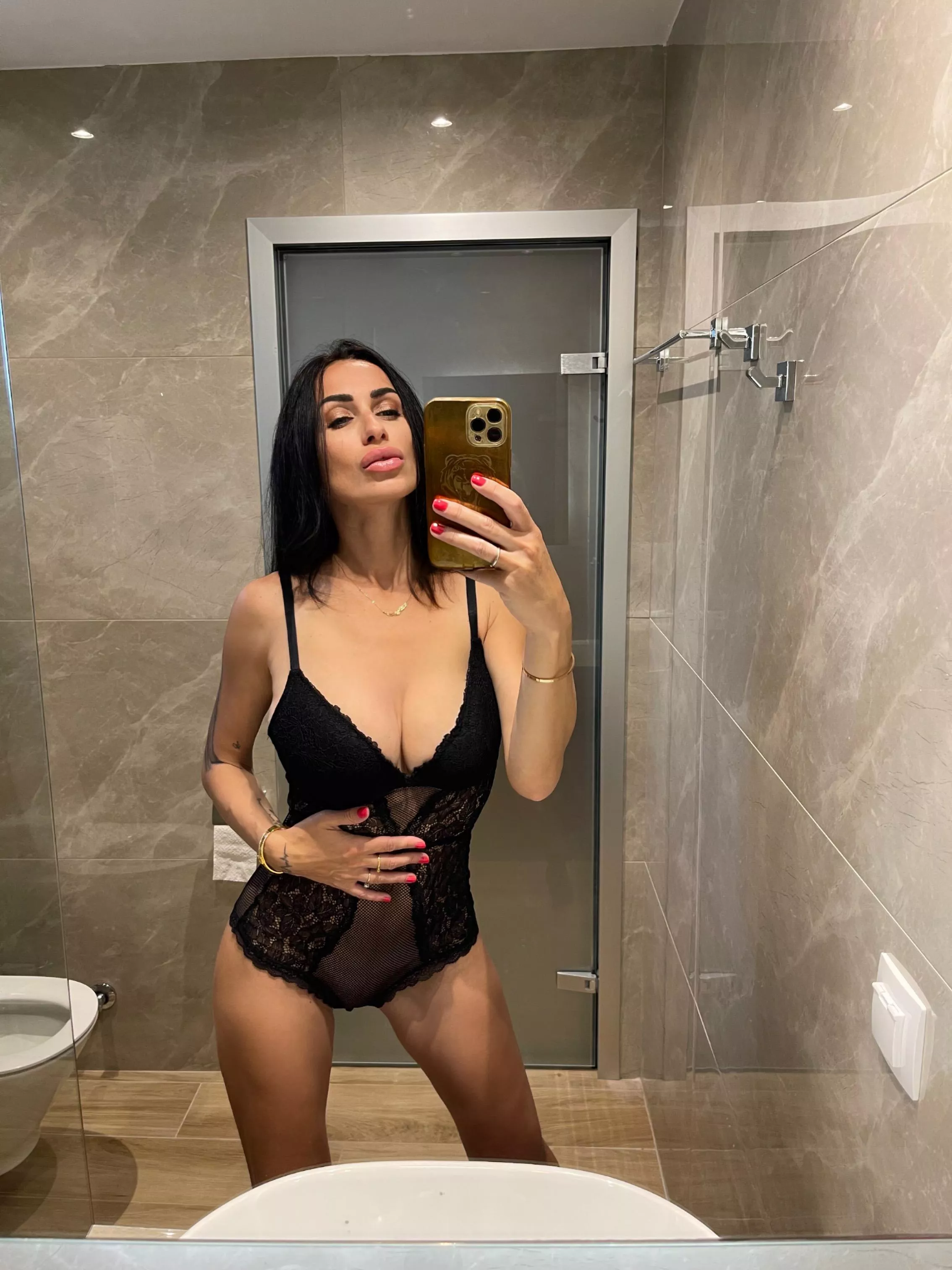 Lingerie for a sweet night 