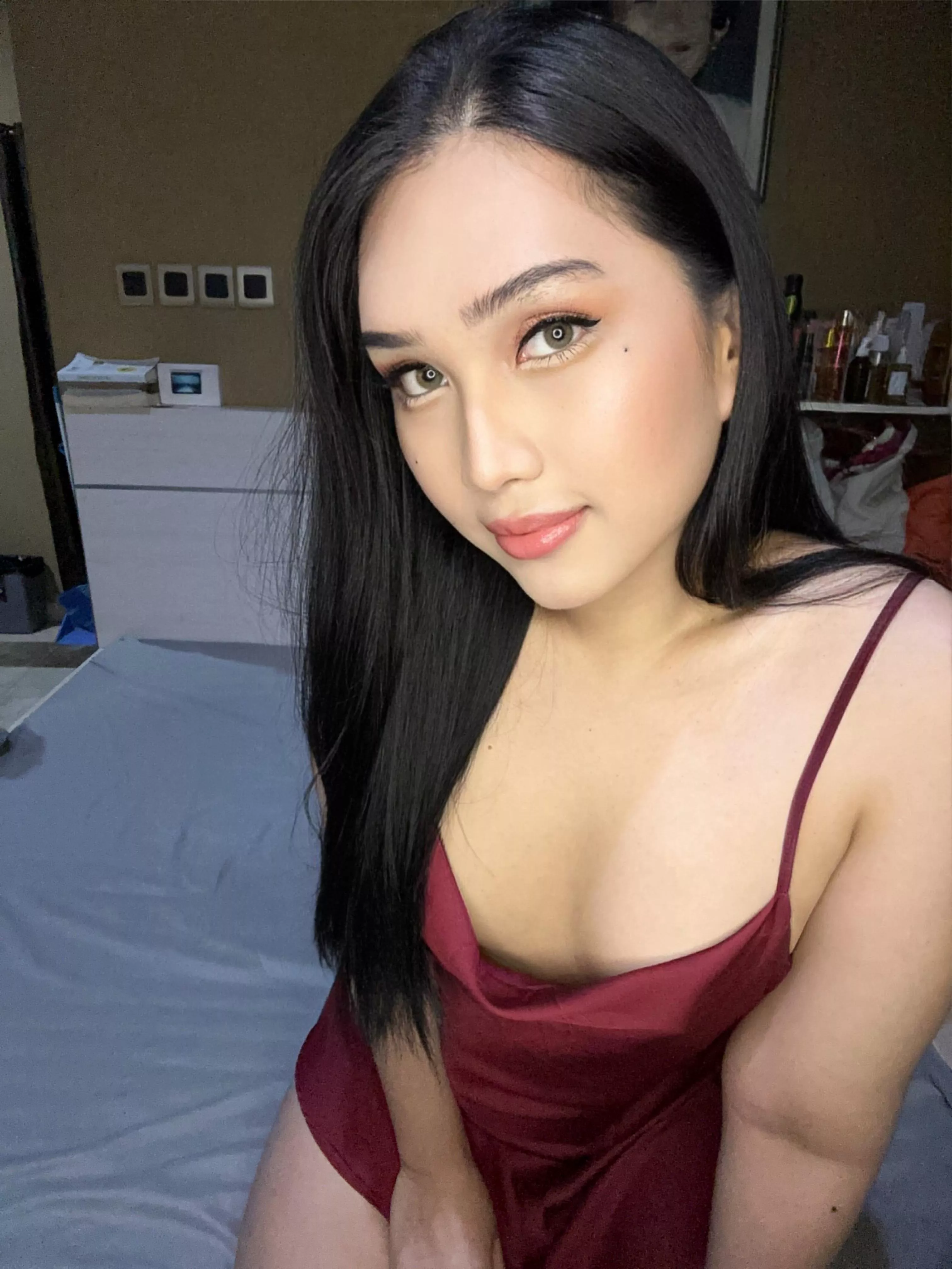 My 22yo Asian trans curves are waiting for you.