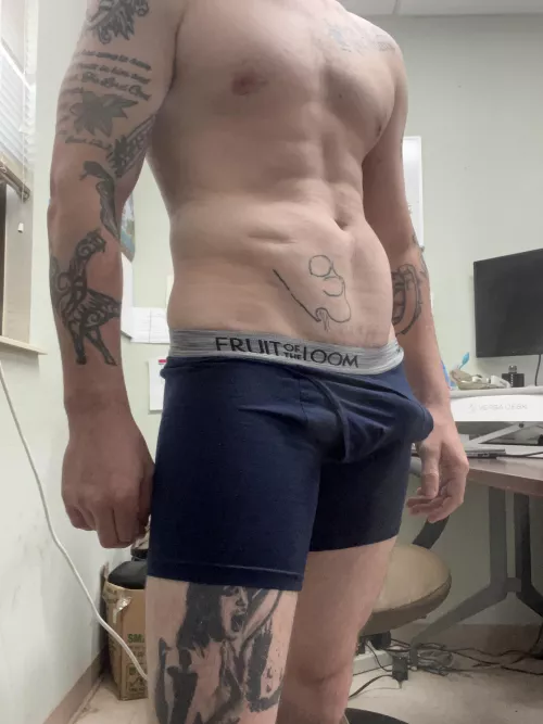 Who else gets bored at work?