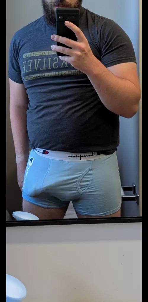 (24) Who's gonna pull it out