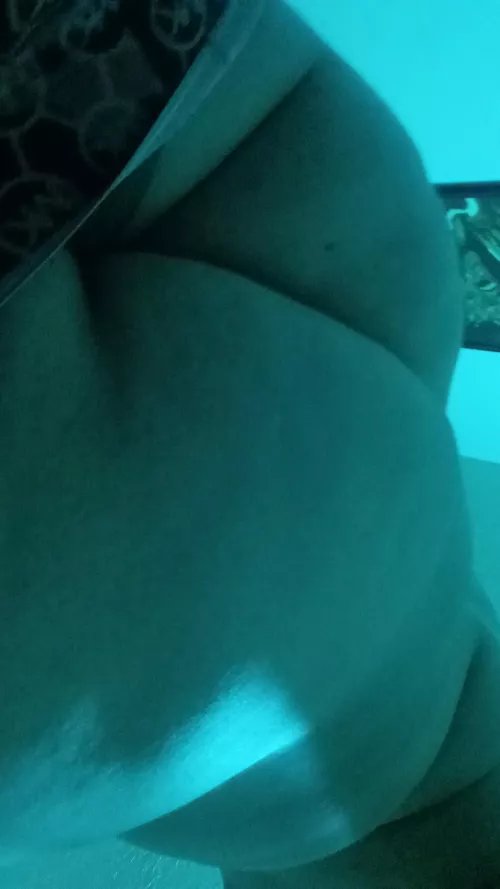 Freshly shaven and ready to be used youngbottom1236