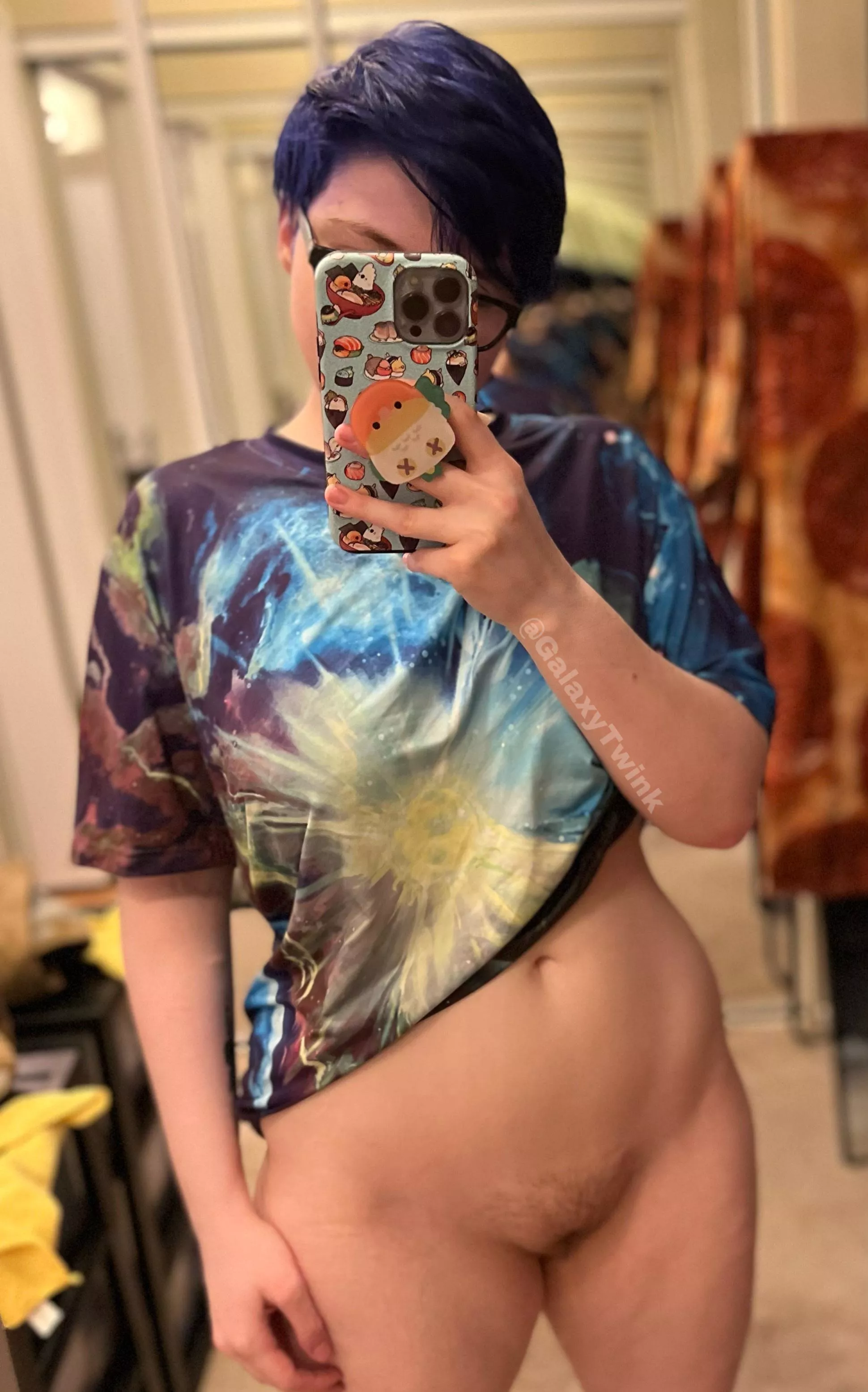 Looking for a new fuck buddy, any volunteers? 😈 