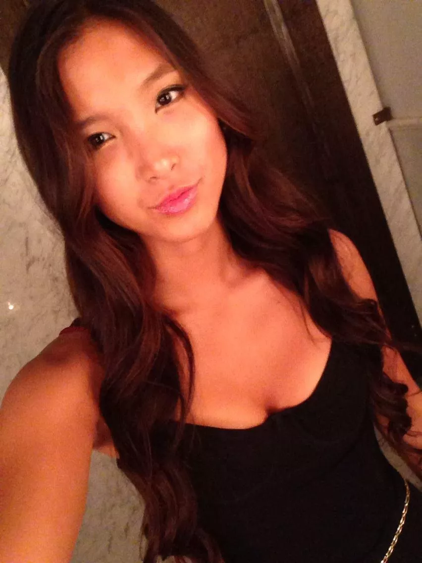 Looking to be blasted by a BWC cum cannon!