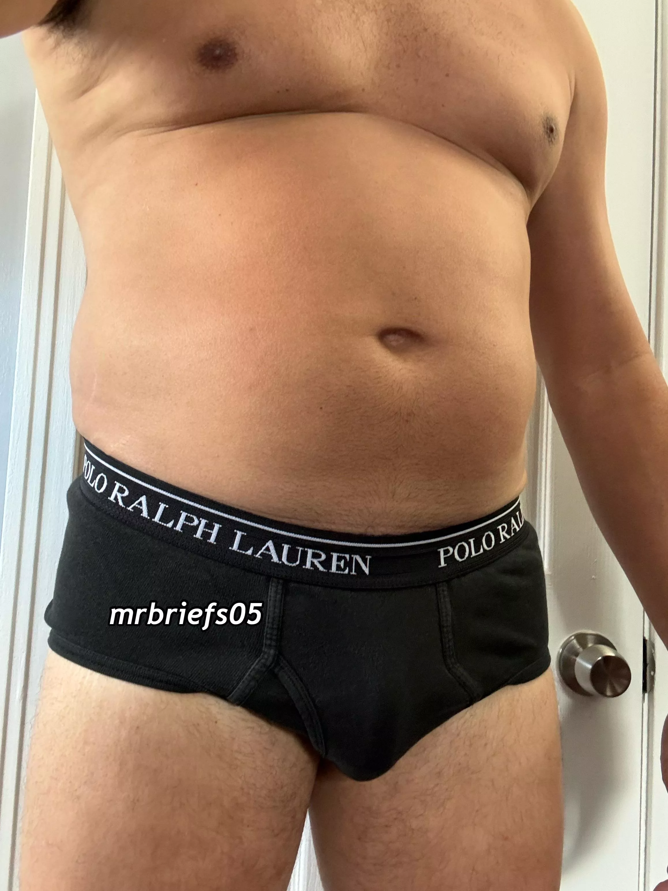 Midweek Work Attire…🖤 Age 47