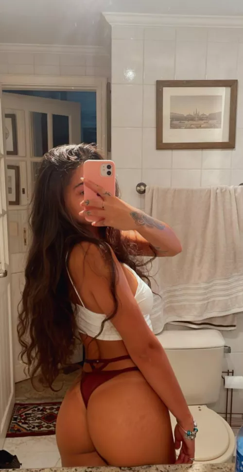 There’s no one more submissive than me.