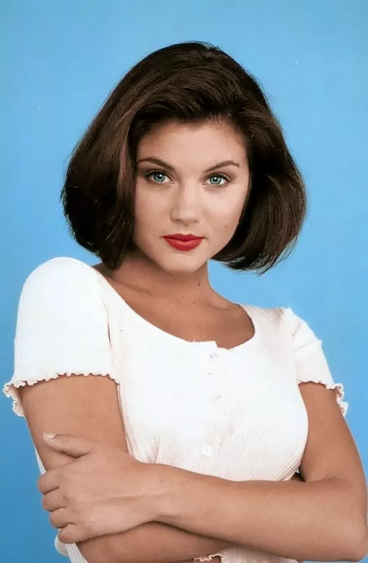Tiffani Amber Thiessen Circa 95