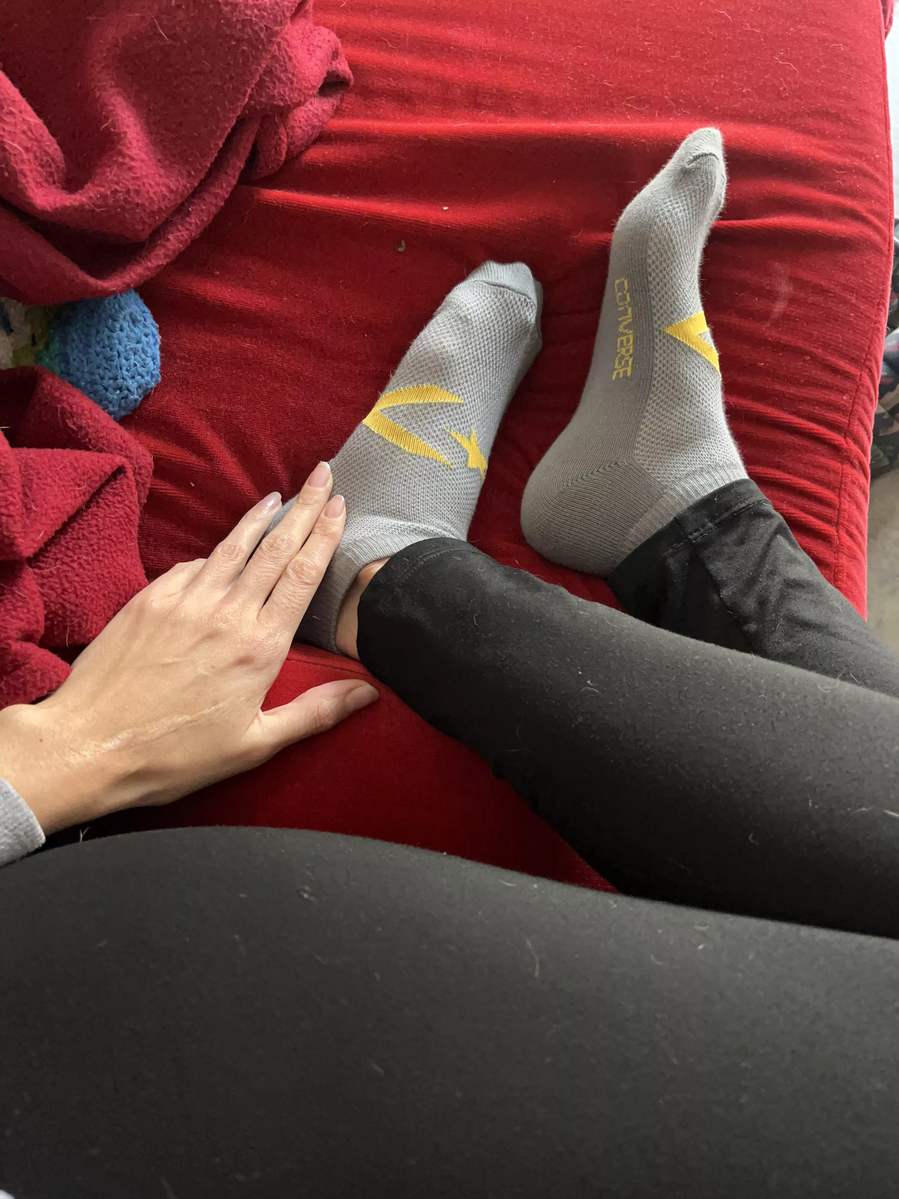 Where do you want to smell? feet or soles? 