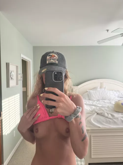 Who doesn’t love tan tits? 