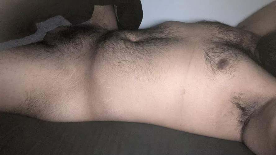 [30] Straight and horny looking to explore with a Bud