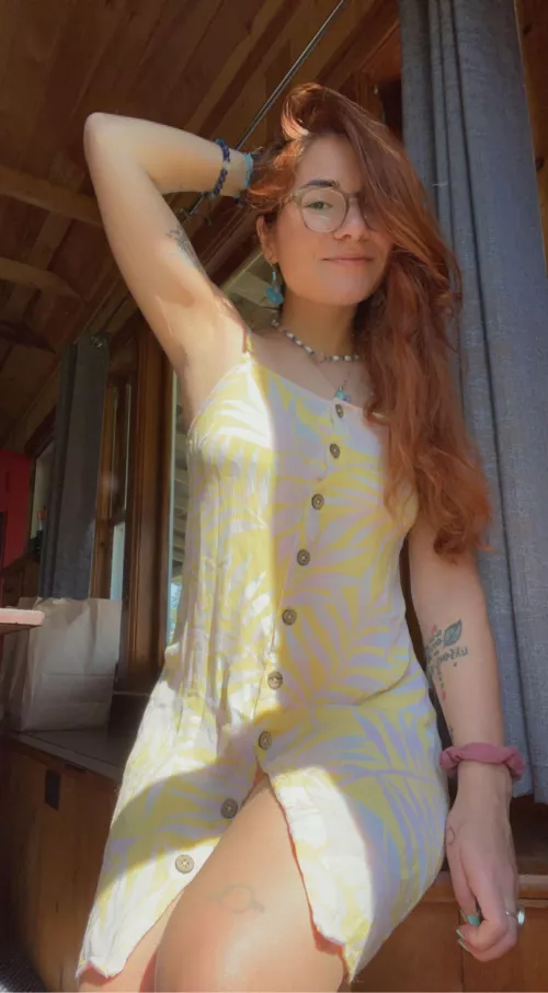 Are we fans of sundress season here 