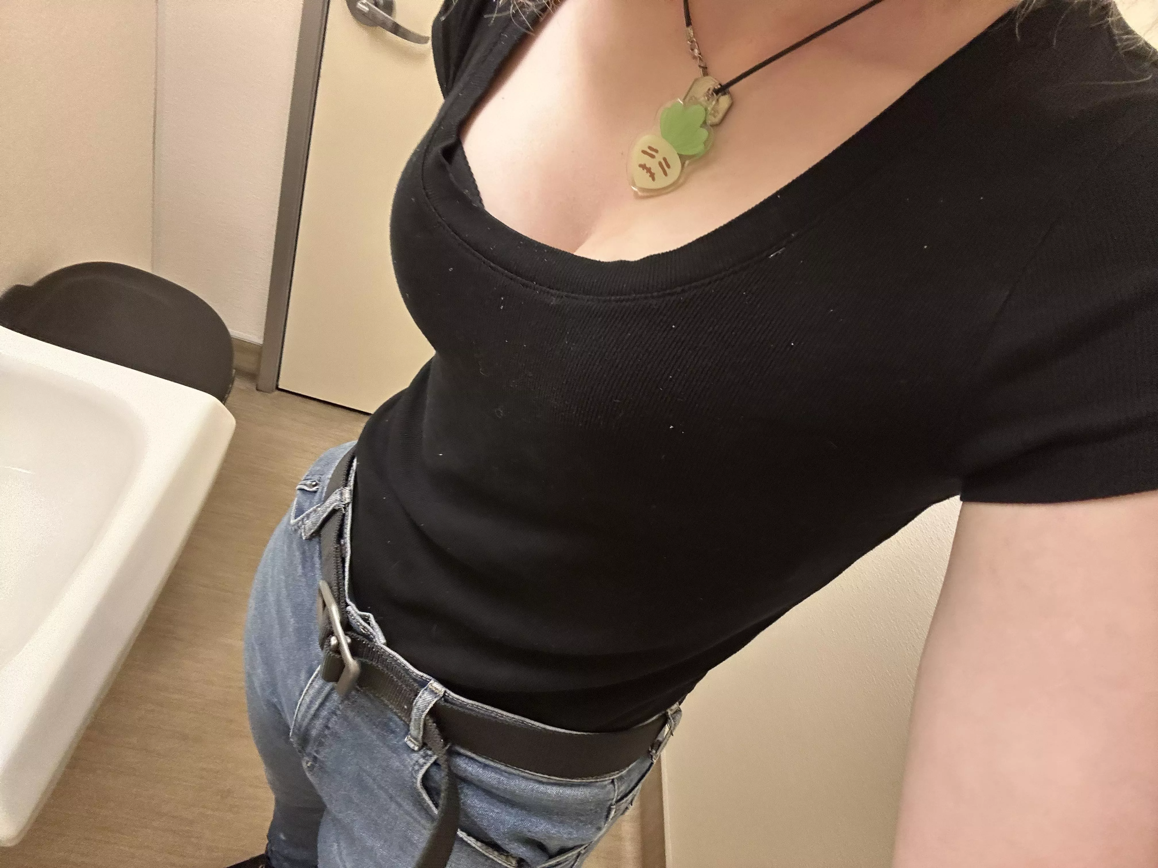 Average male office worker in 2024: