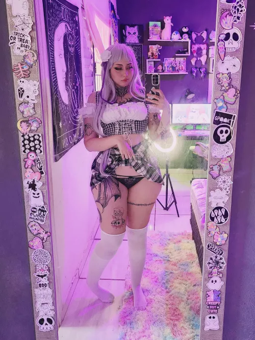 Casual Emilia from Re:Zero by Maidmiyudot