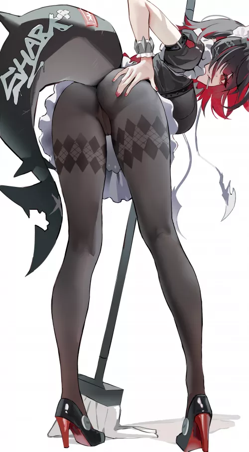 Ellen Joe showing her ass