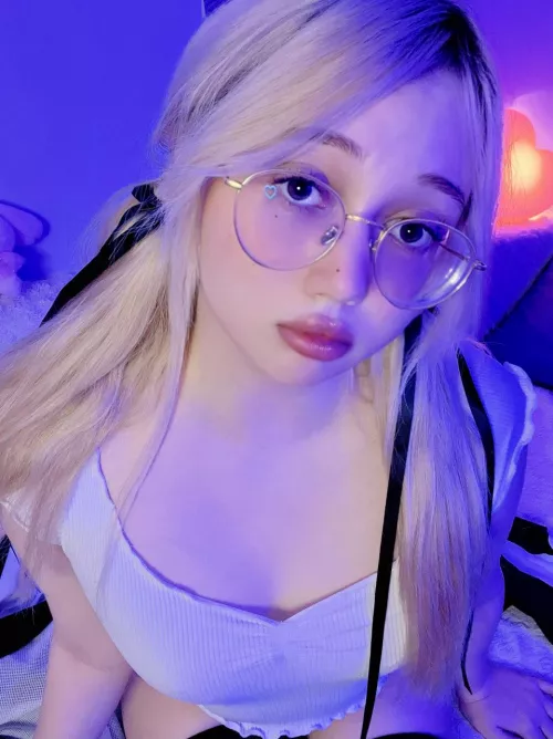 Glasses needed, clothing optional🥰