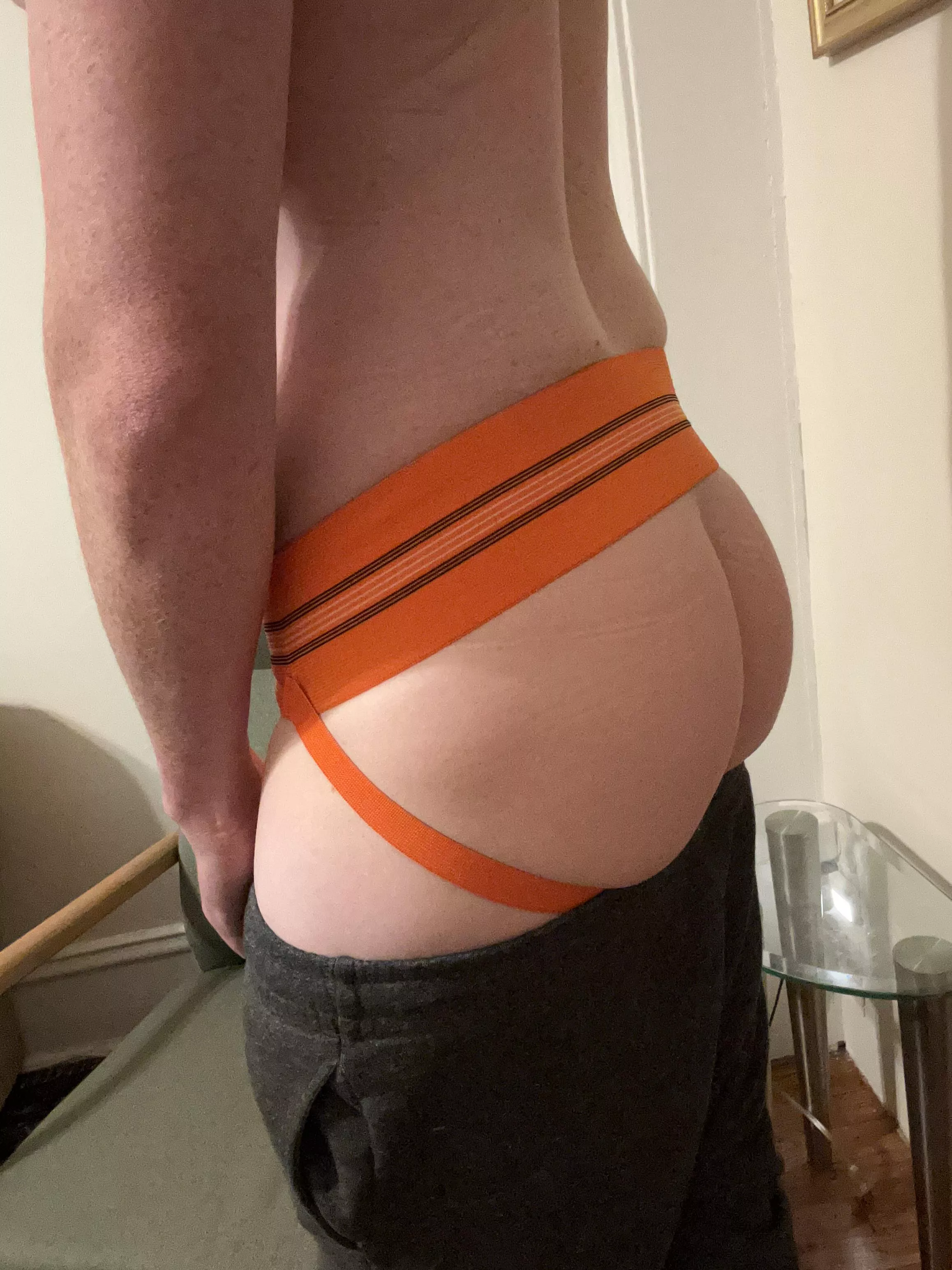 Gym 3” band in orange: 8/10