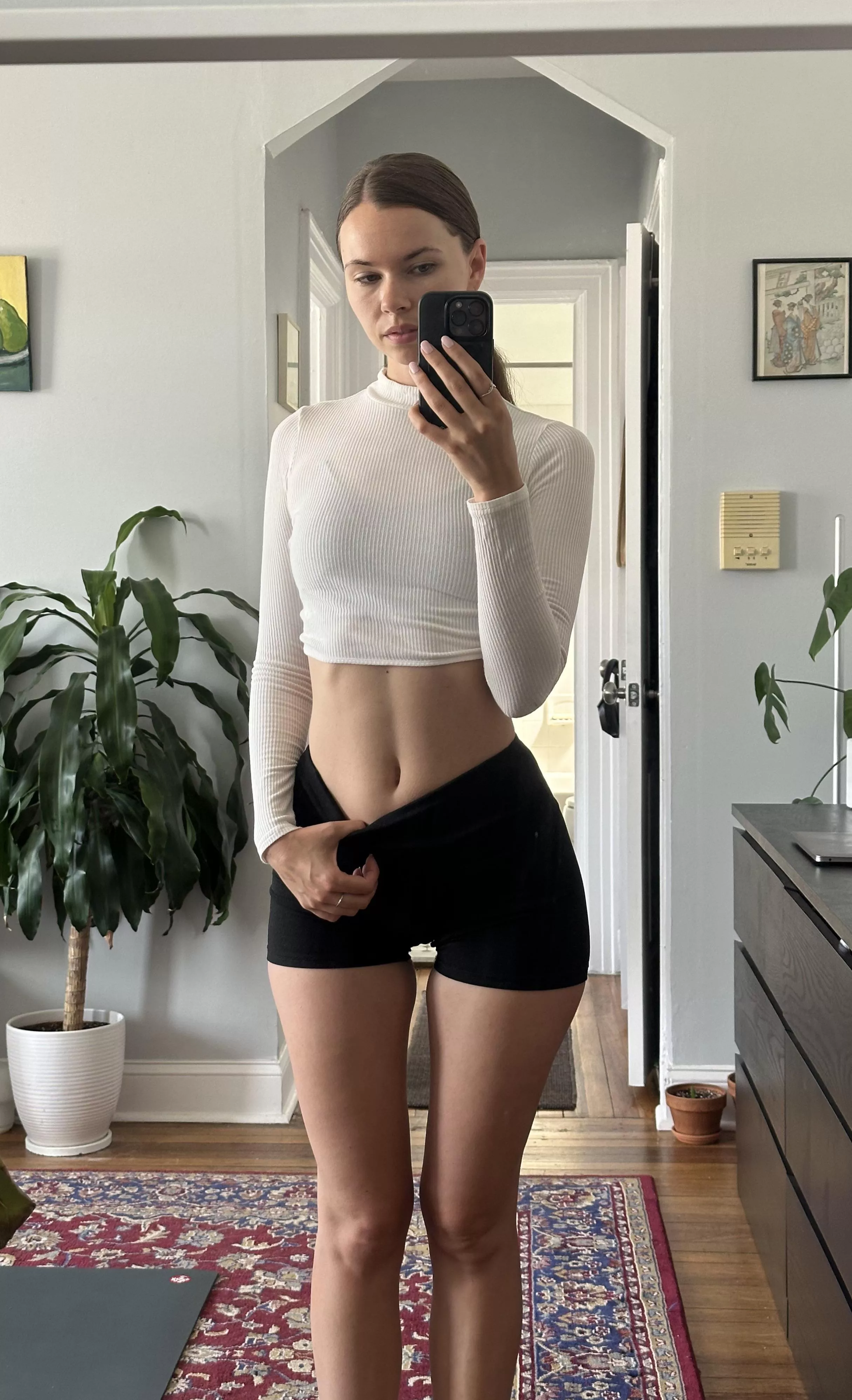 I do yoga for the outfits 