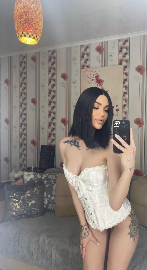 Lonely and cuffed, have your way with me &lt;3