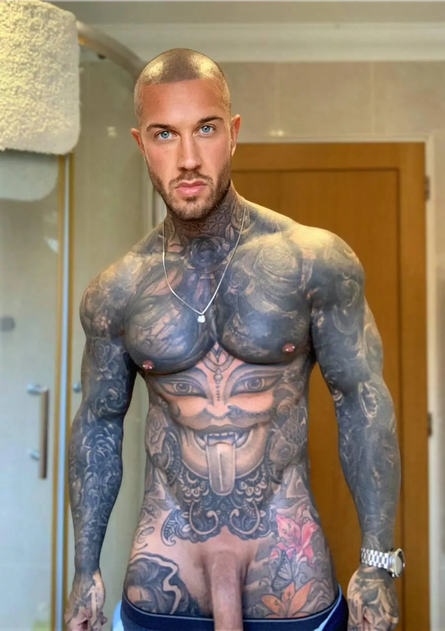 Say yes if you'd suck it 🤪🍆