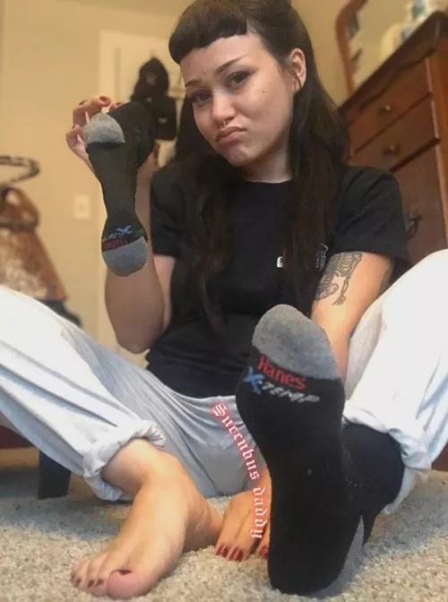 *selling* another pair of these rancid things. Already vacuum sealed because they literally stink up my house . 