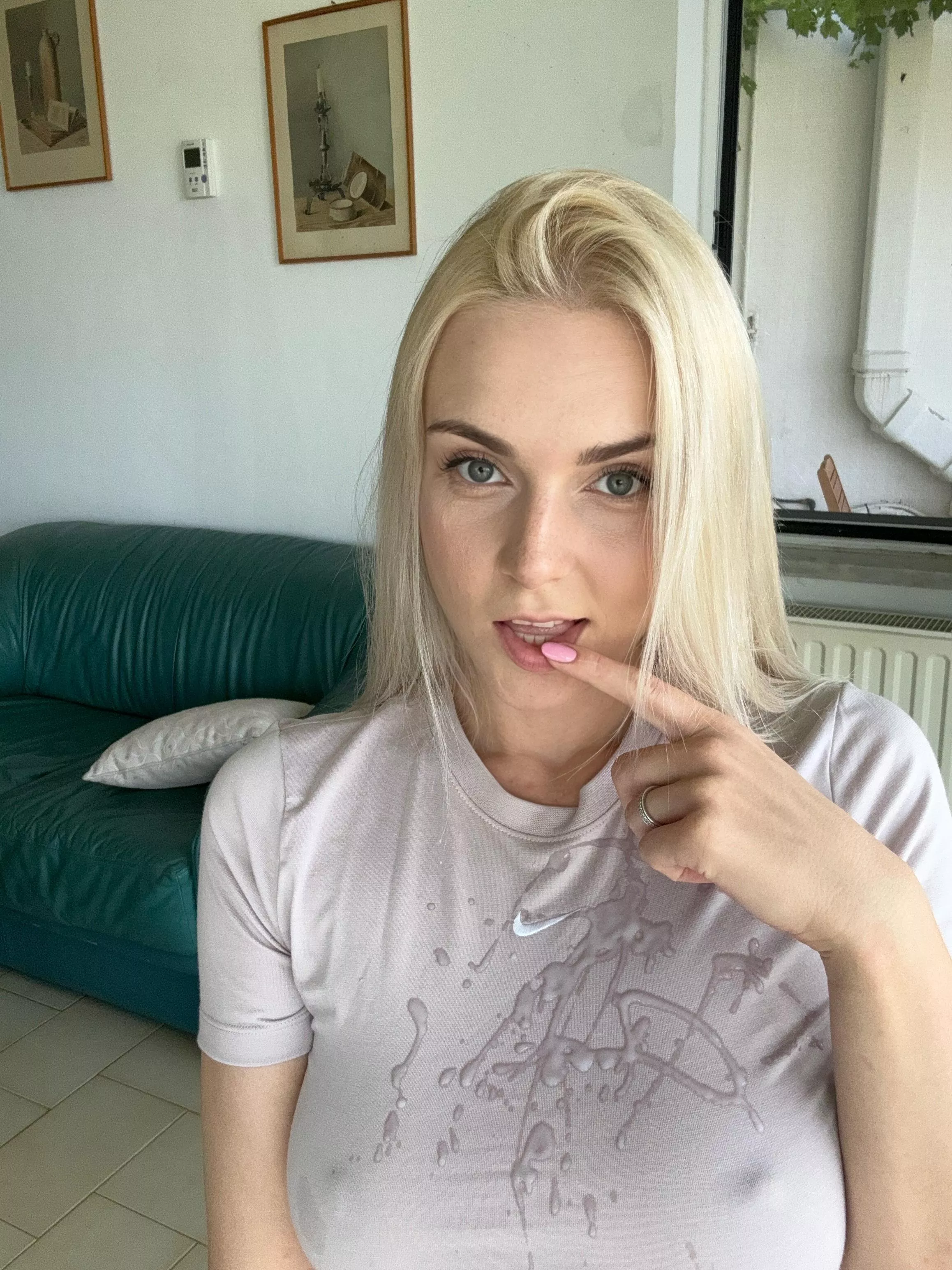 youve had a tough week cum on me to feel better